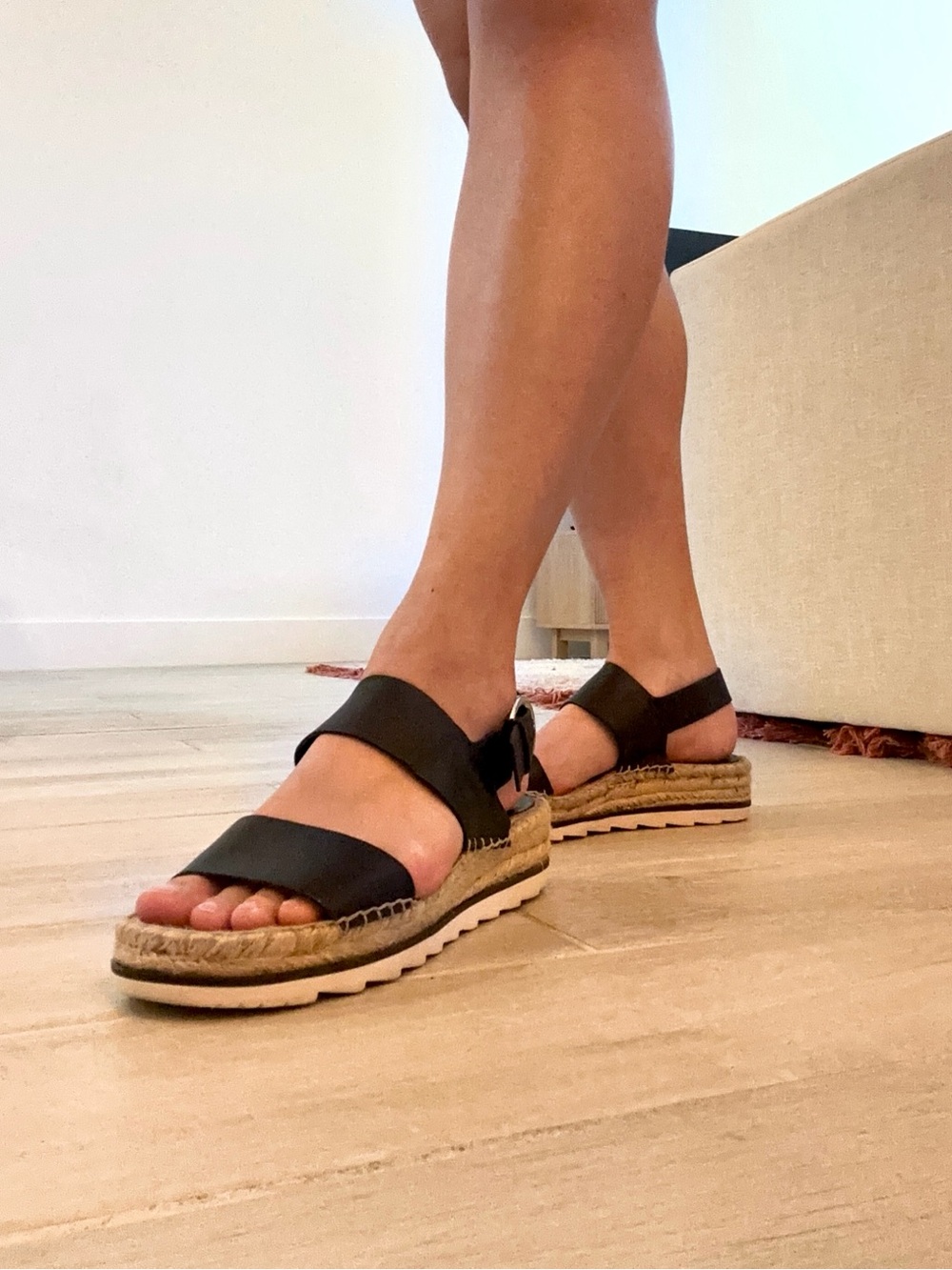 Marc Fisher Black Leather Espadrille Platform Sandals Size 7.5M